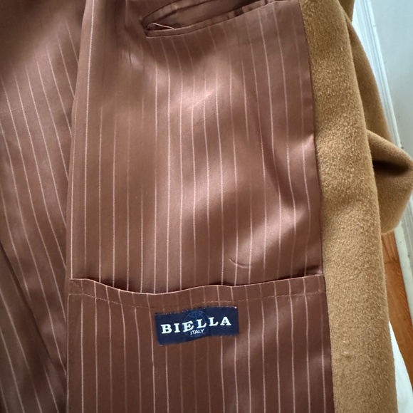 Vintage Italian Wool and Silk Camel Coat - Picture 3 of 5